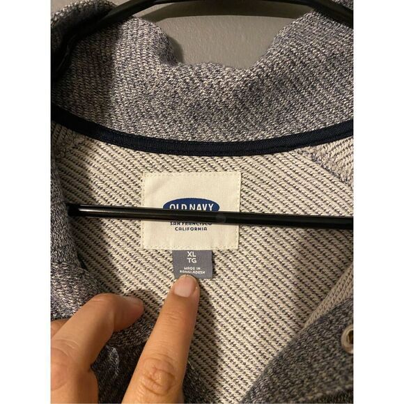 Old Navy Gray Quarter Button Up Sweater Size XL - Picture 7 of 8